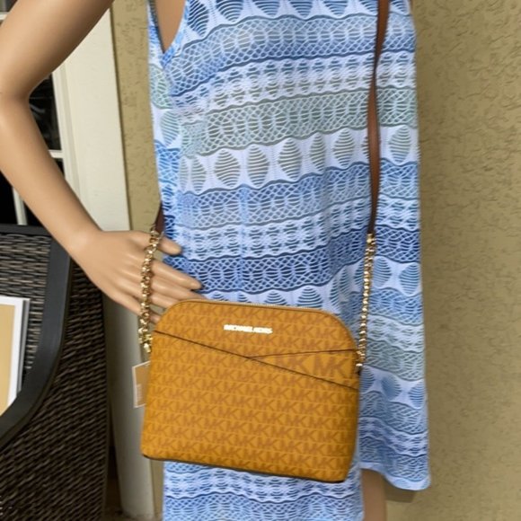 Michael Kors Jet Set Travel Medium Dome Crossbody Bag Marigold Multi - Picture 15 of 15